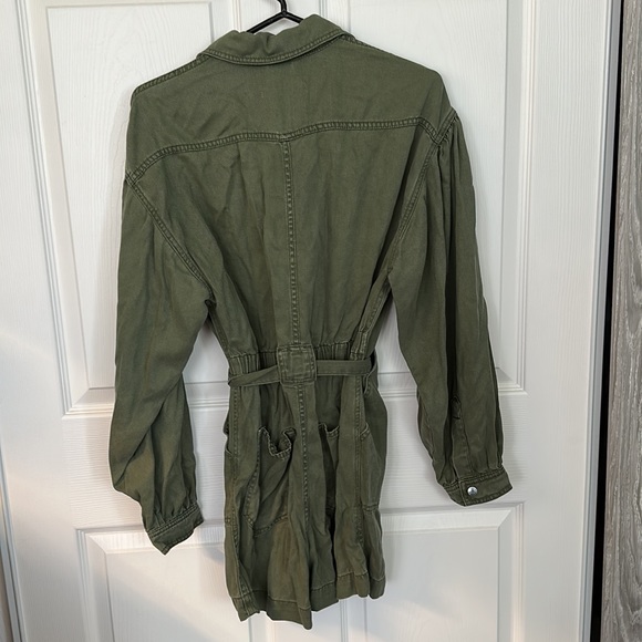 AllSaints jess long sleeve utility playsuit in khaki green - Picture 6 of 7